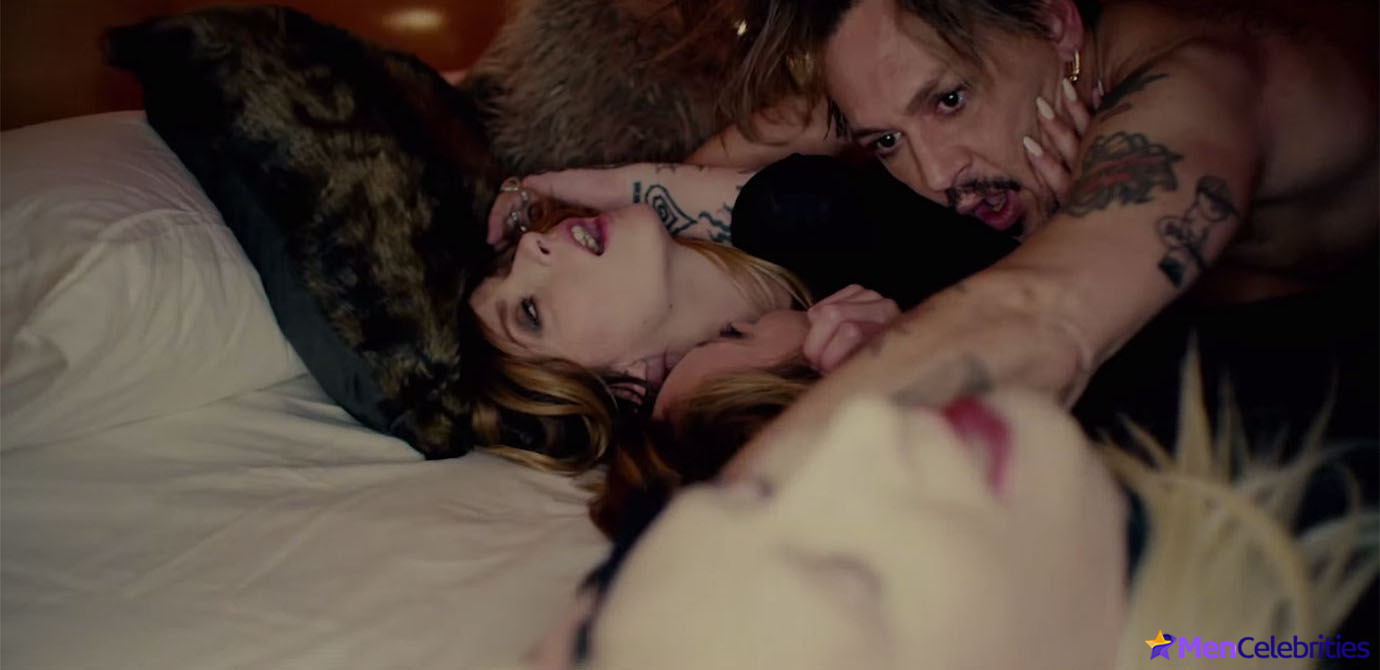 Marylin mayson threesome