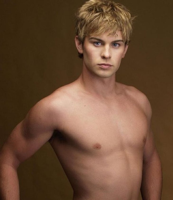 Chace Crawford nude pics