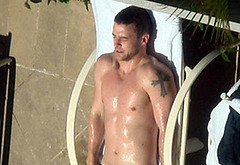 Justin Timberlake bulge shirtless