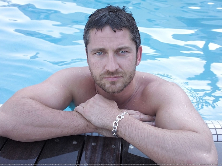 Gerard Butler nude