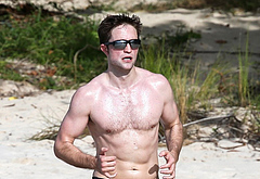 Robert Pattinson naked cock