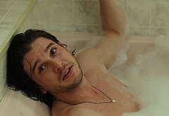 Kit Harington nude in bath