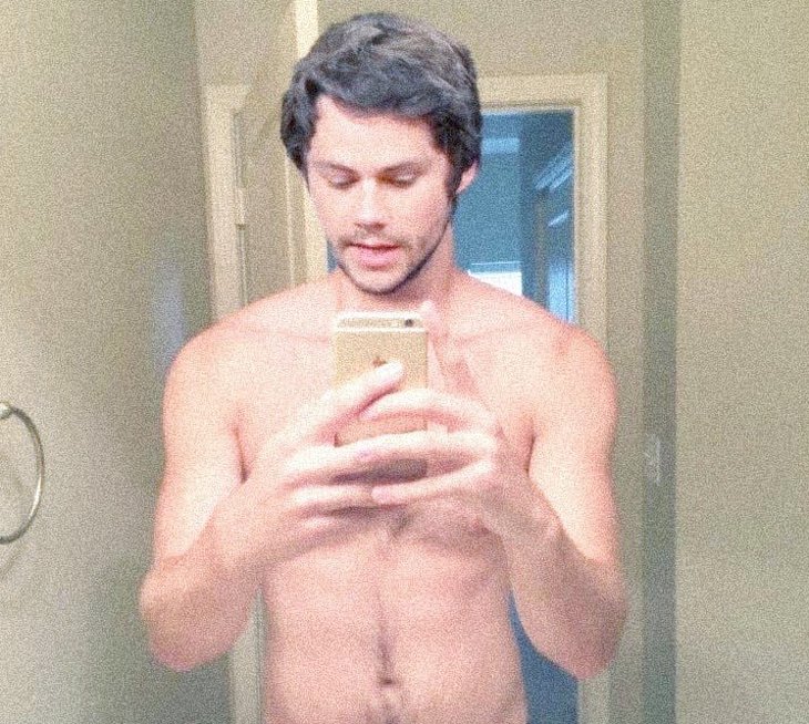 Dylan OBrien nude leaked selfie