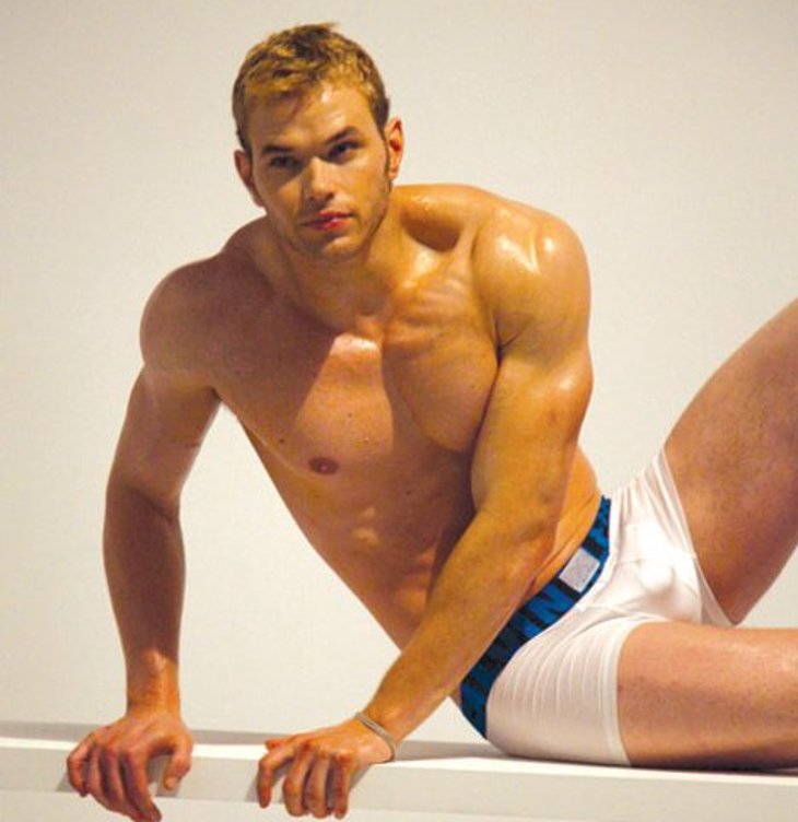 Kellan Lutz leaked nude photos