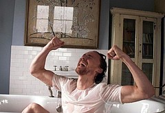 Tom Hiddleston jerk off