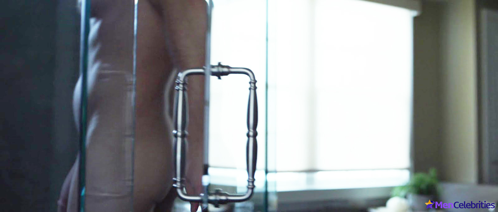 Ben Affleck frontal nude & sex scenes.