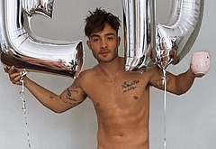 Ed Westwick naked and sexy
