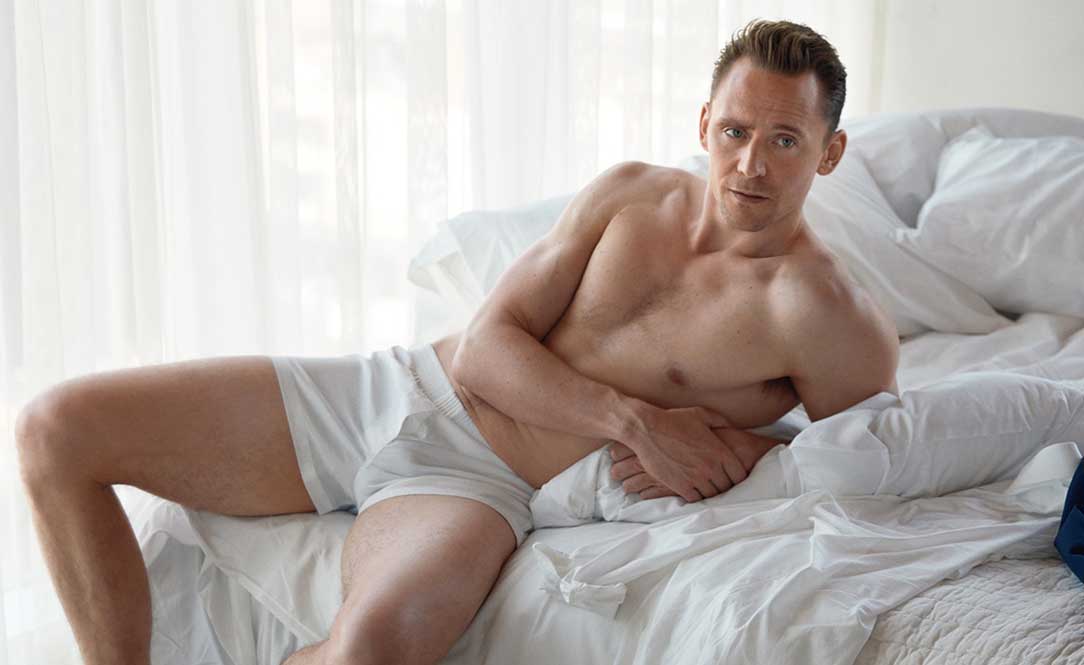 Tom Hiddleston Frontal Nude & Huge Bulge Shots