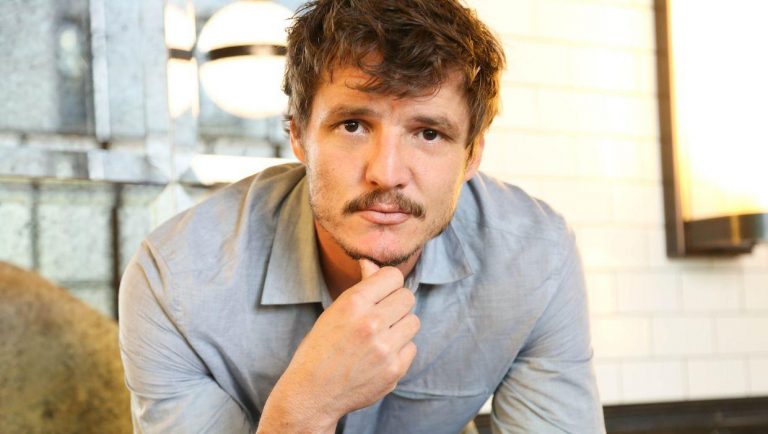 Pedro Pascal Nude Gay Scenes & Bulge Beach Pics - Men Celebrities Site