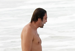 Javier Bardem shirtless beach