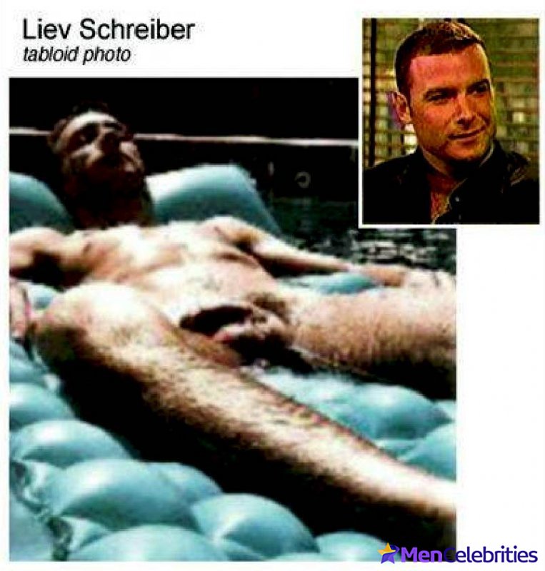 Liev Schreiber naked and sex scenes.