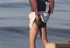 Keanu Reeves panties photos