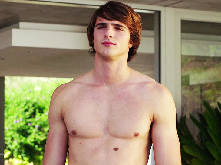 Jacob Elordi naked movie scenes