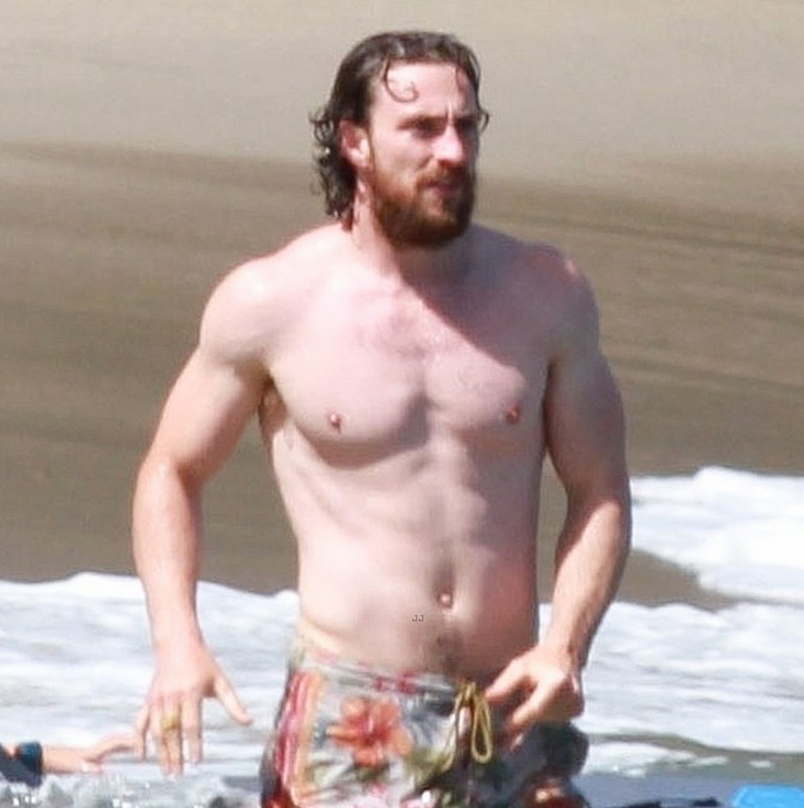 Aaron Taylor-Johnson cock photos