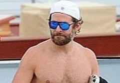 Bradley Cooper dick naked