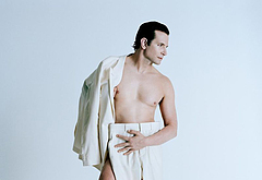 Bradley Cooper naked photos