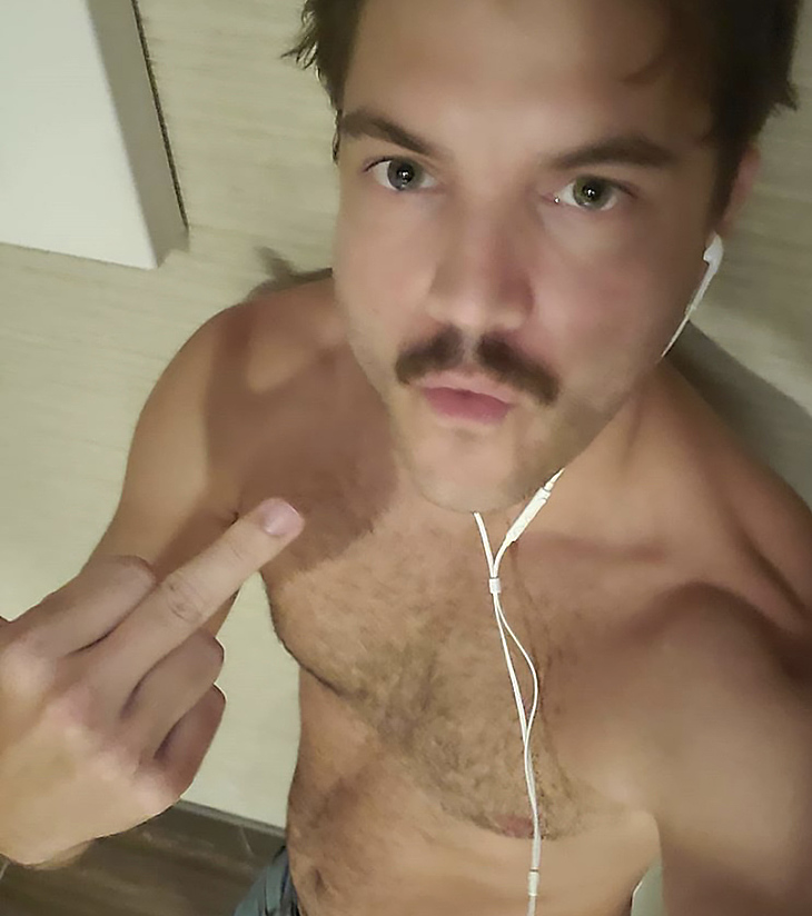 Emile Hirsch leaked nude photos