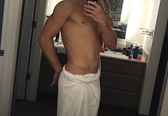 Trevor Donovan leaked nude photos
