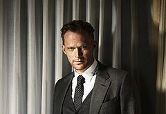 Paul Bettany sexy