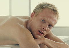 Paul Bettany shirtless movie scenes