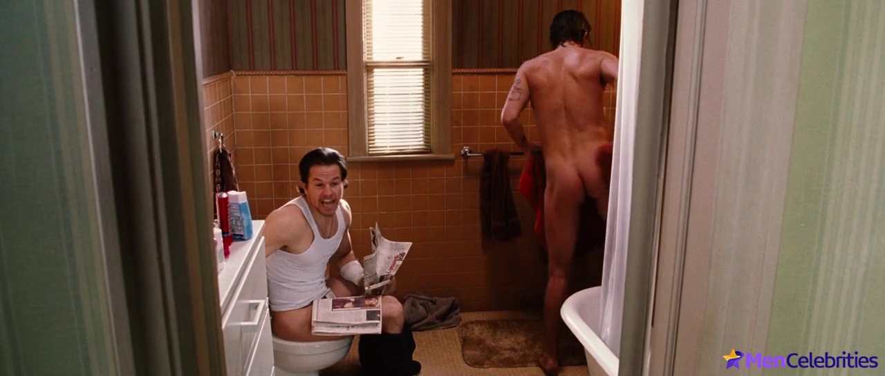 Garrett Hedlund nude and gay sex scenes.