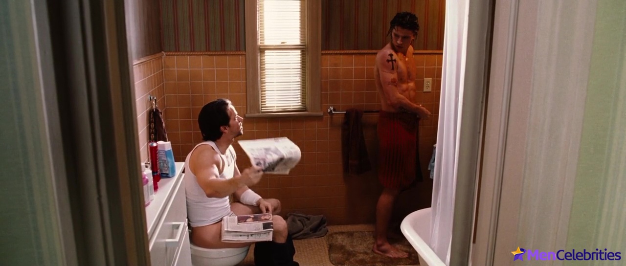 Garrett Hedlund nude and gay sex scenes.