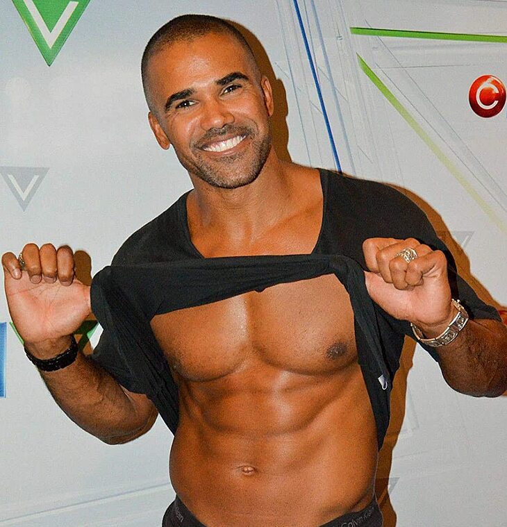 Shemar Moore striptease