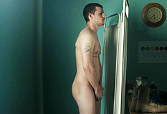 Lucas Hedges frontal nude