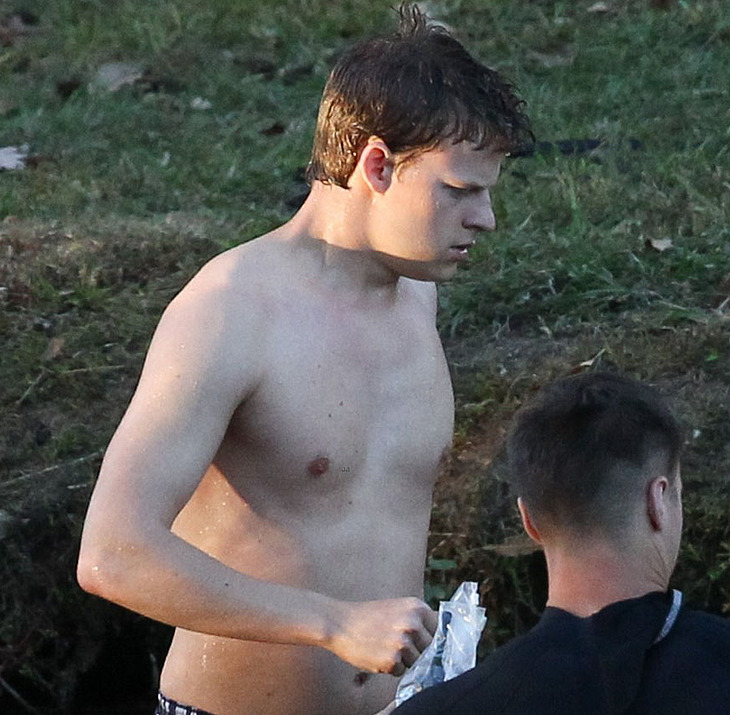 Lucas Hedges shirtless pics.