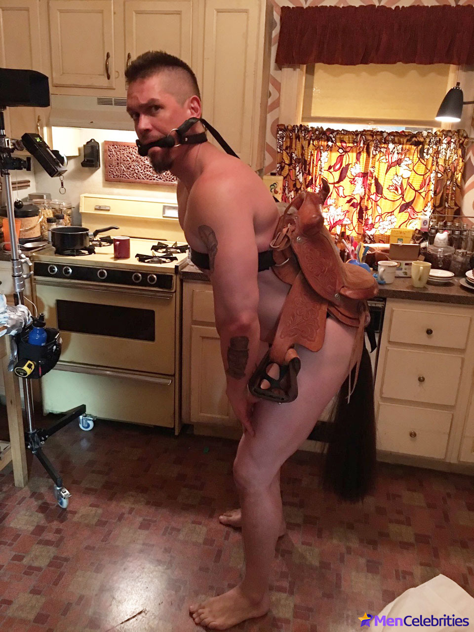 Incredible Close-Up Photos of Steve Howey's Penis