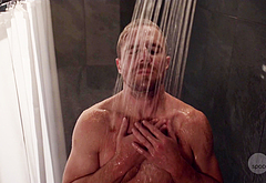 Stephen Amell nude shower