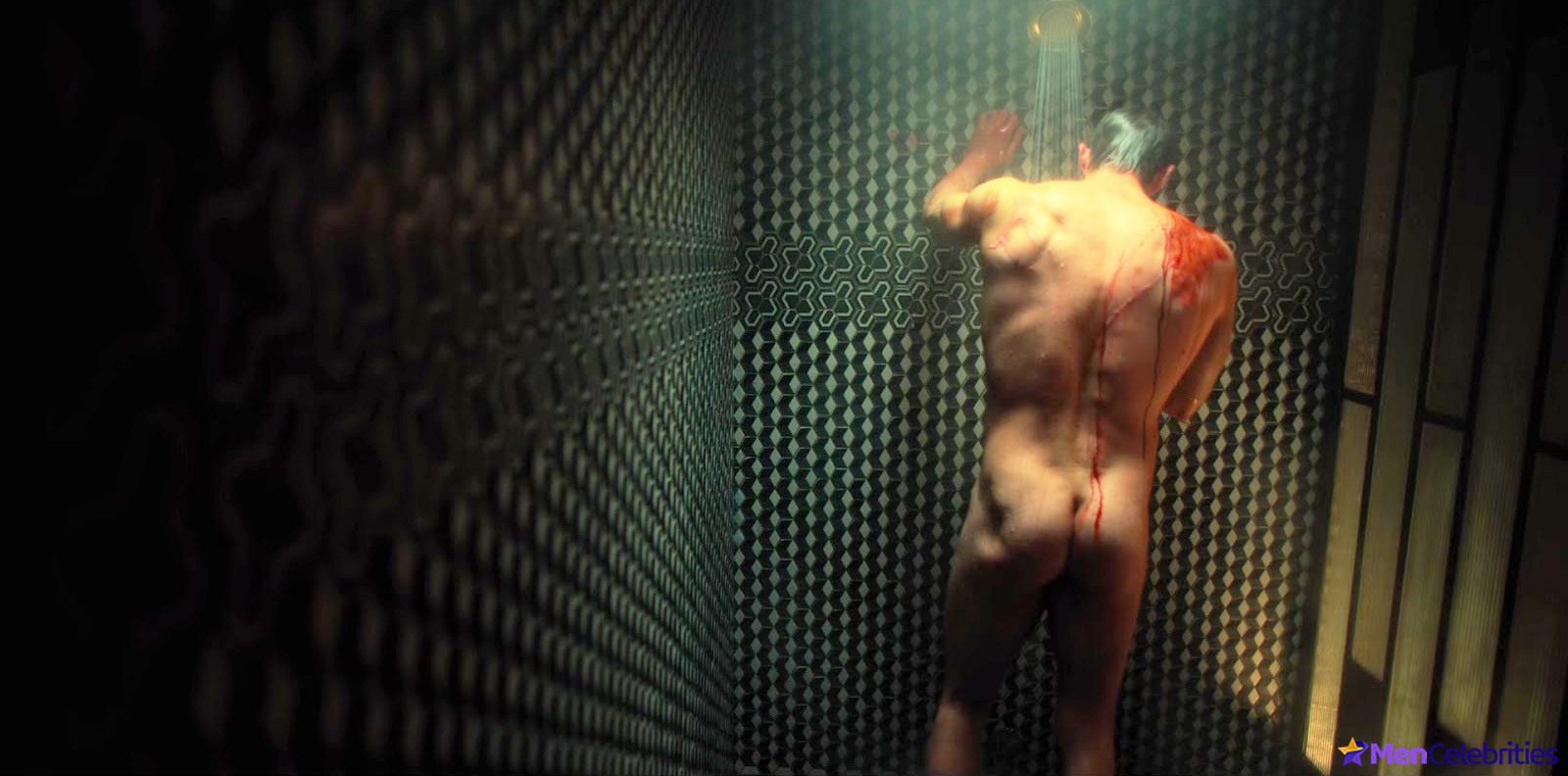 Joel Kinnaman frontal nude and sex movie scenes.
