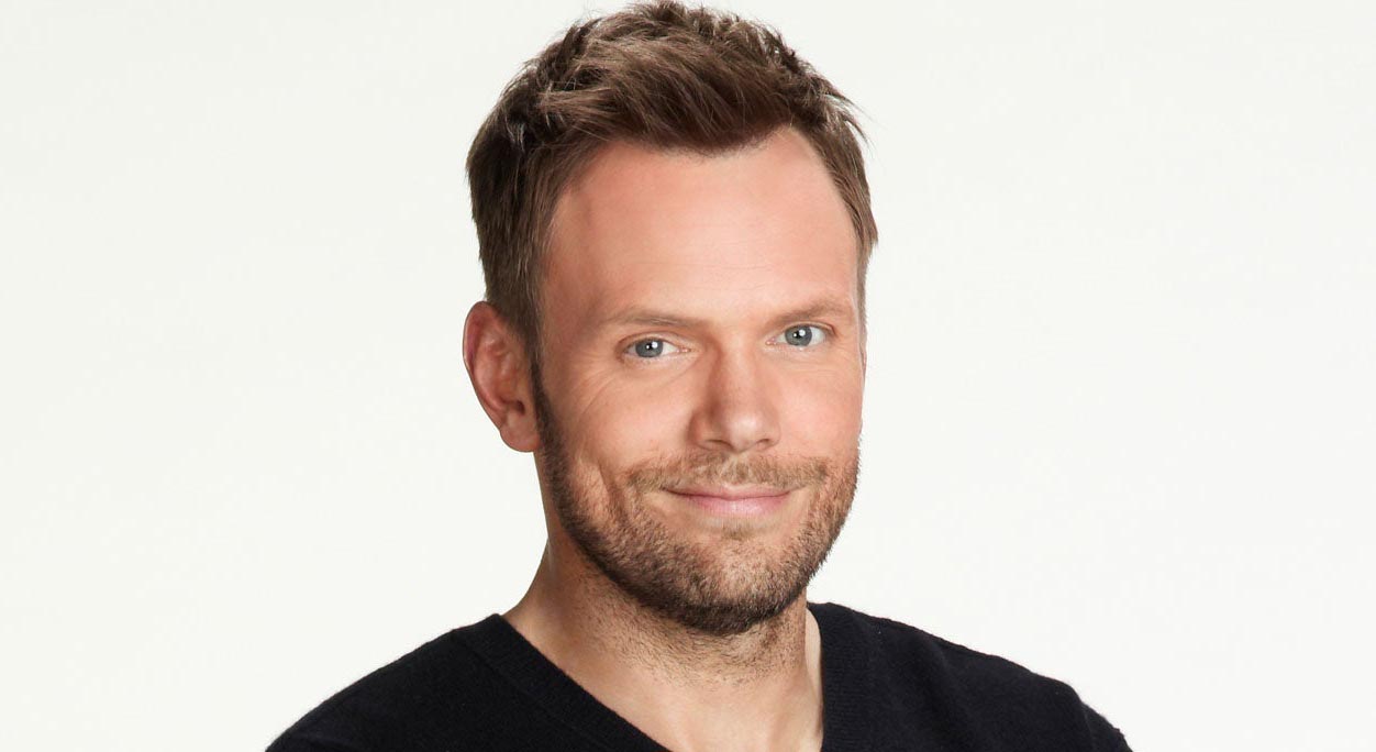 Joel McHale Nude Ass And Sexy Underwear Videos Collection