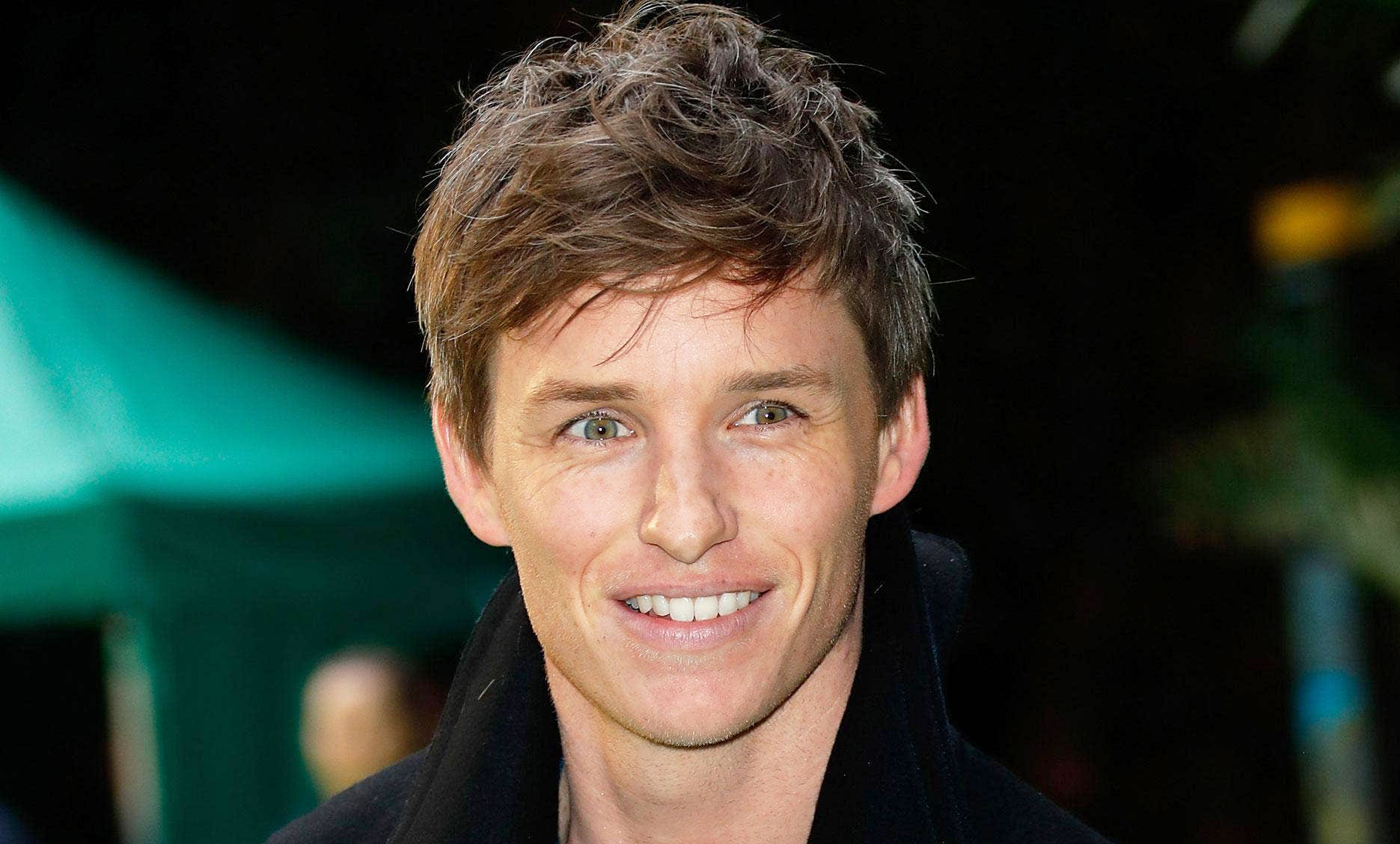 Eddie Redmayne Frontal Nude Uncensored Pics & Vids Collection