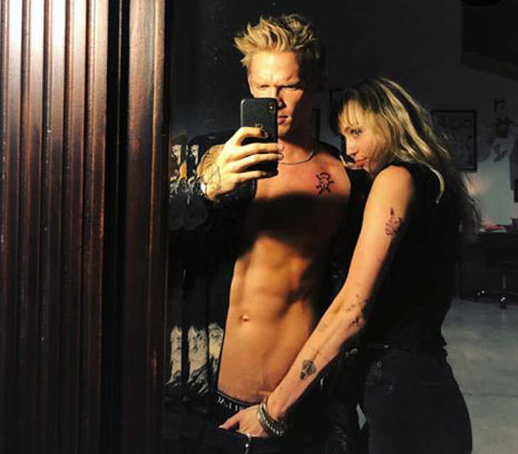 Cody Simpson leaked nude and sexy photos.