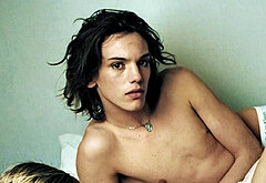 Jamie Campbell Bower leaked nude photos