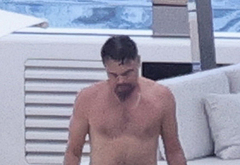 Leonardo DiCaprio shirtless