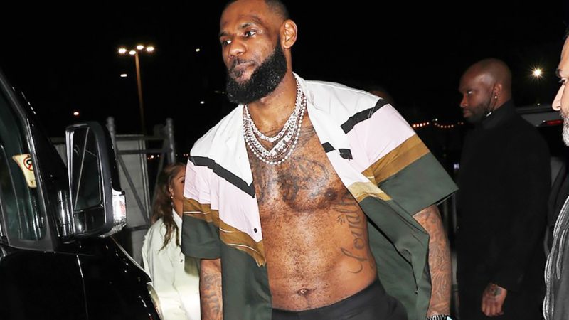 LeBron James reveals chiseled abs and pecs at Super Bowl after party