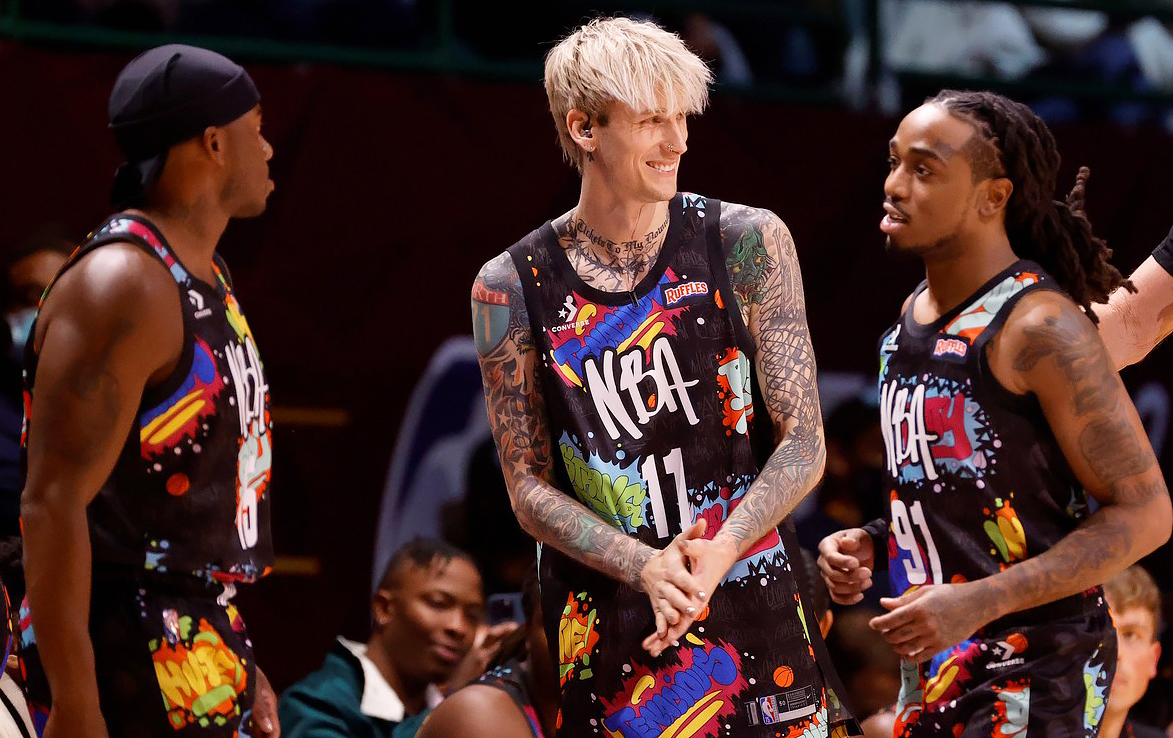 Many celebs gathered together at the NBA All-Star Celebrity Game. Machine Gun Kelly and Quavo among them