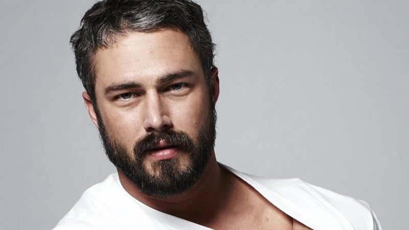 Taylor Kinney Nude Sex Scenes And Hairy Pubis Photos