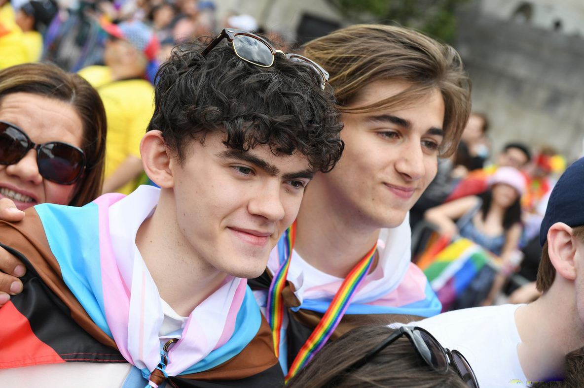Joe Locke and Kit Connor have fun at London Pride Parade