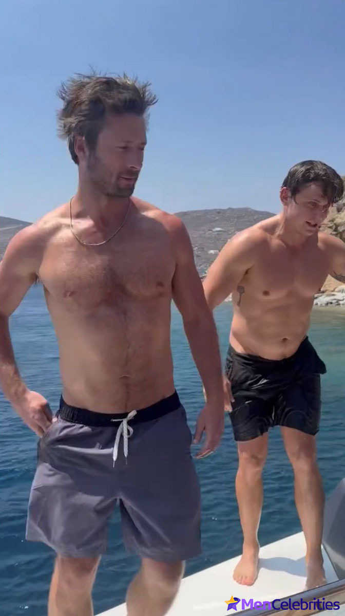 Glen Powell & Billy Magnussen have fun on the boat