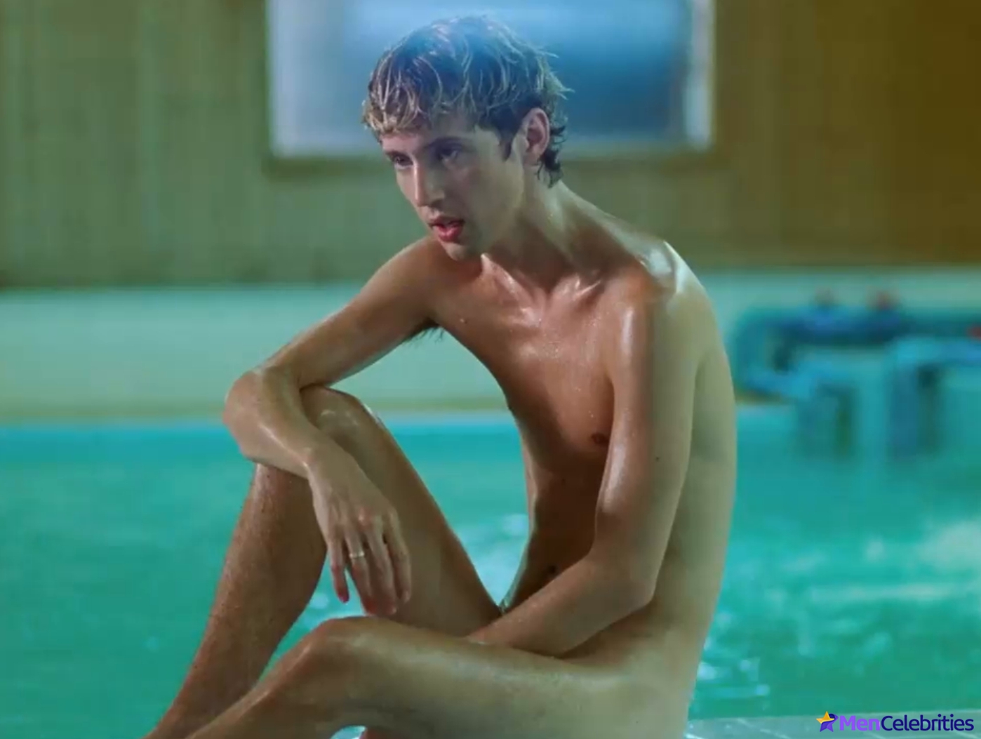 Troye Sivan is incredibly nude in his new Music Video!