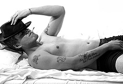 Chris Zylka shirtless photos