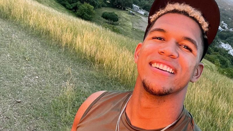 Baseball player Anderson Comás is open about being gay