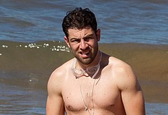 Max Greenfield beach photo