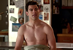 Max Greenfield sexy