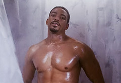 Laz Alonso frontal nude