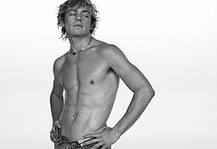 Ross Lynch frontal nude