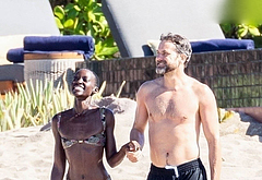 Joshua Jackson bulge